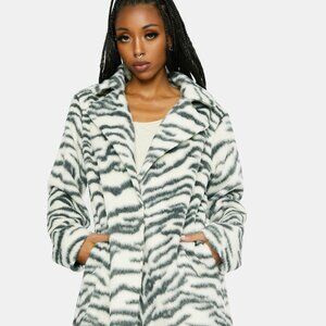 NWT BB Dakota Zebra Jacket Medium